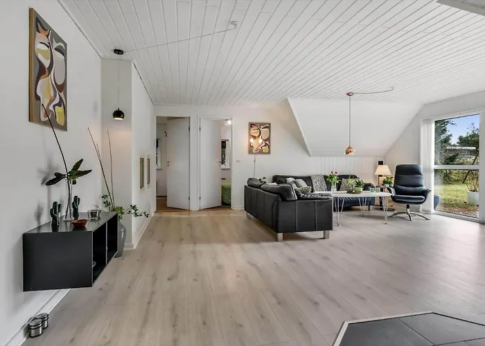 Bv271-blavand-soren-lassens-vaenge-21 * Blavand