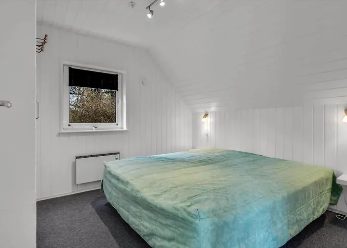 Bv271-blavand-soren-lassens-vaenge-21 *